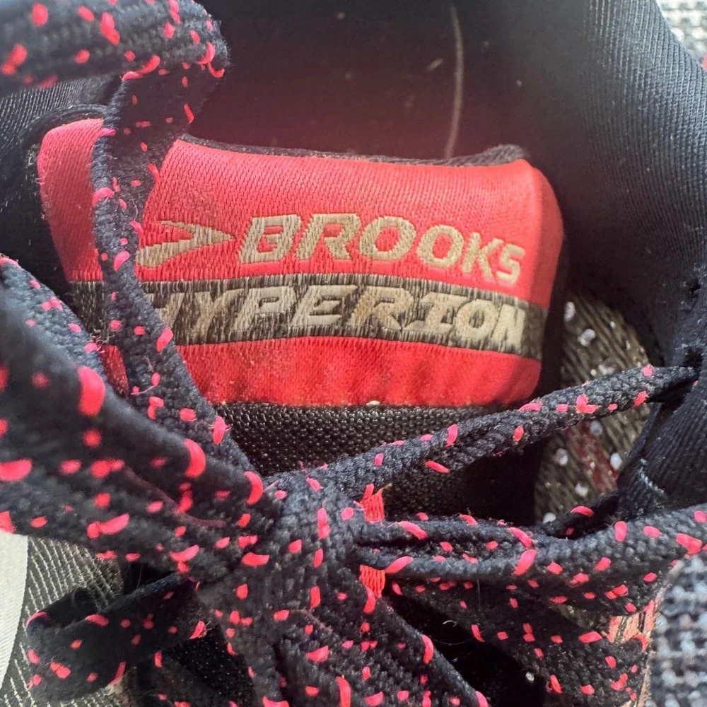 Brooks Hyperion Womens Running Shoes Black Pink Silver Size 9.5
